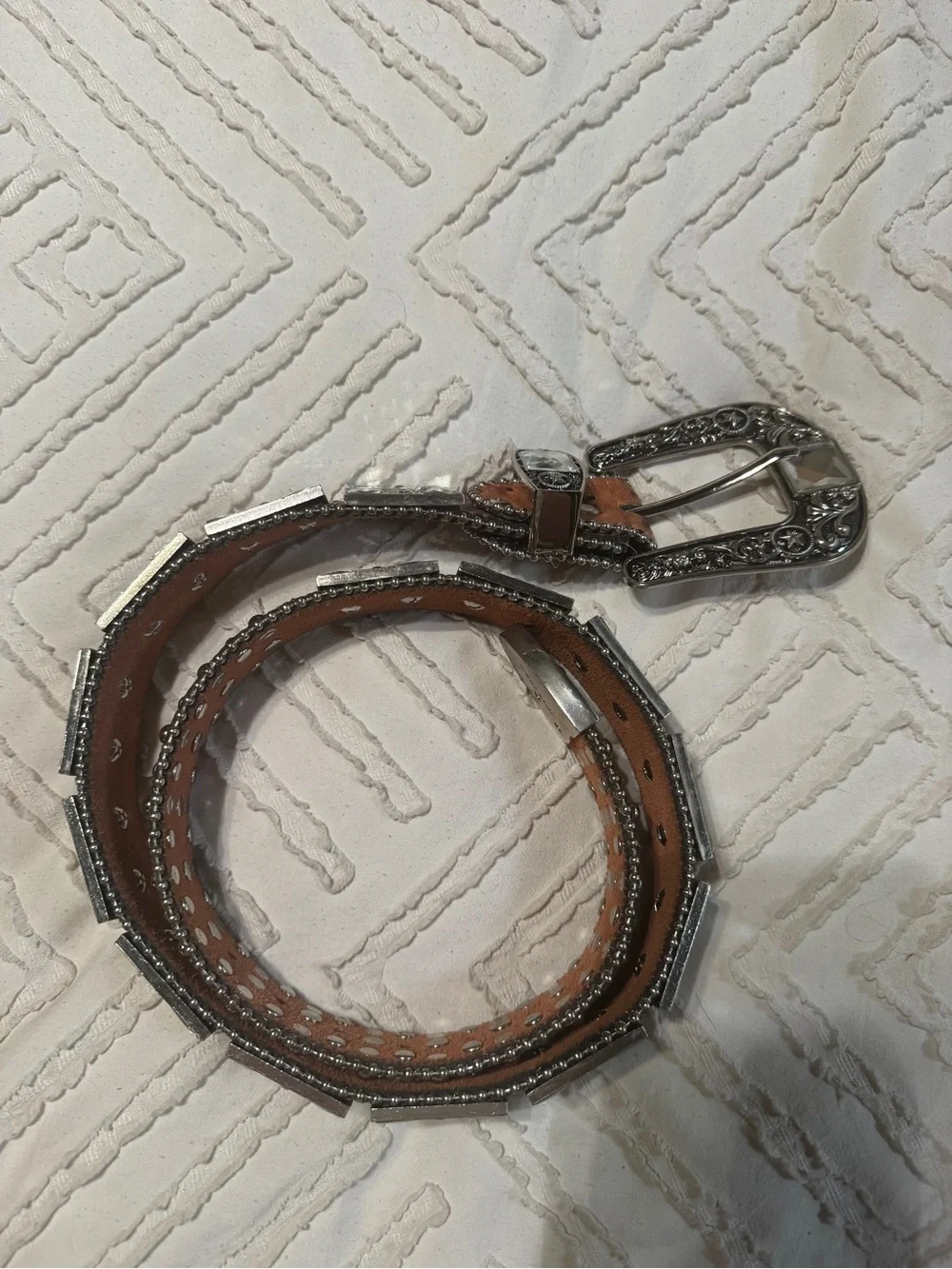 Leather and rhinestone belt M